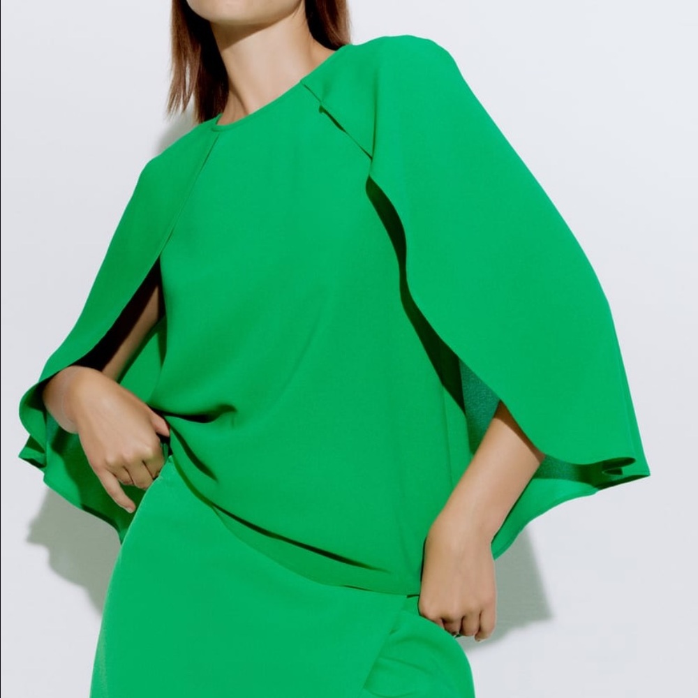 ZARA WOMAN CAPE SLEEVED BLOUSE - S